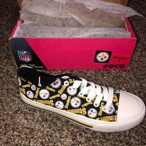 NWT Steelers Canvas Shoes Size 8